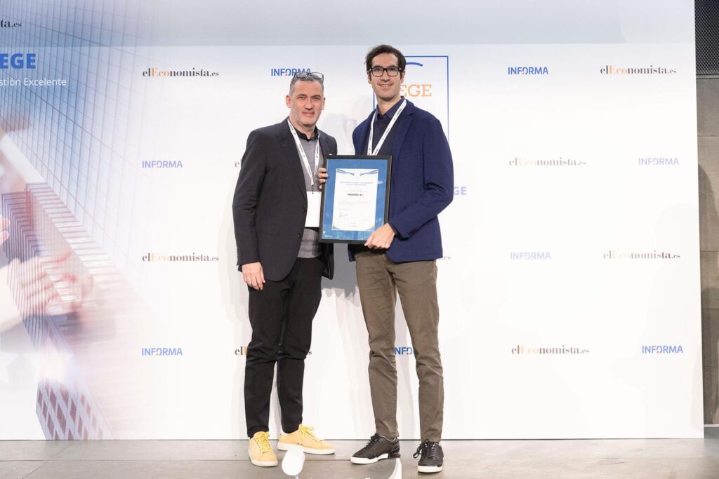 PEAKWAY Reconocida por su excelencia en la gestión empresarial